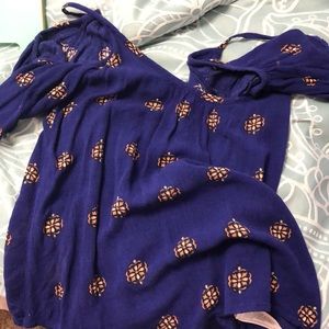 Off the shoulder women’s shirt